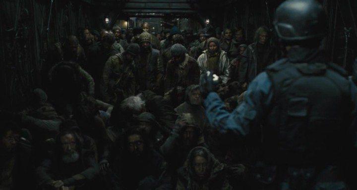 Кадр из фильма Сквозь снег / Snowpiercer (2013)
