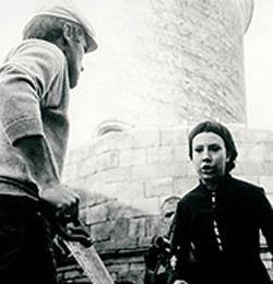 Кадр из фильма Начало (1970)
