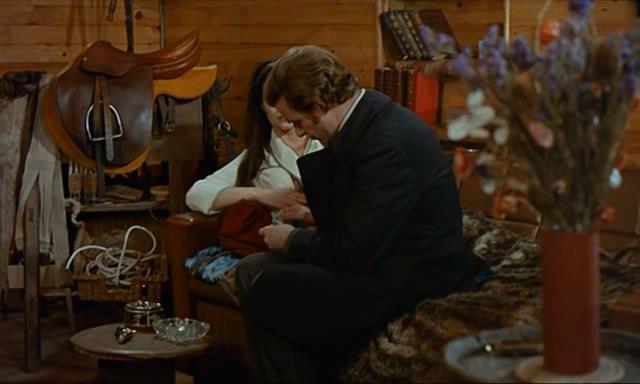 Кадр из фильма Полицейский / Un condé (1970)