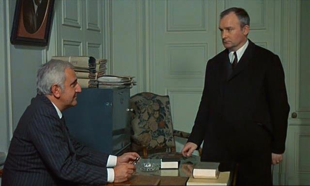 Кадр из фильма Полицейский / Un condé (1970)