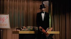 Кадры из фильма Кудесник крови / The Wizard of Gore (1970)