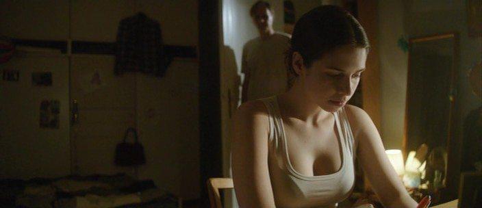 Кадр из фильма Не дотрагиваясь / Bez doteku (2013)