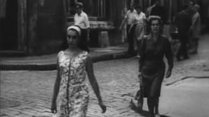 Кадры из фильма Человек в проходном дворе / 12+ (1971)