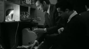 Кадры из фильма Пропавшие банкноты / Na kolejích ceká vrah (1971)