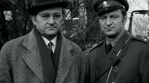 Кадры из фильма Пропавшие банкноты / Na kolejích ceká vrah (1971)