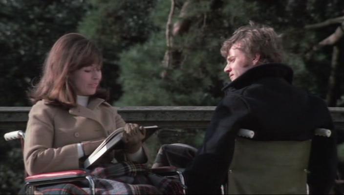 Кадр из фильма Бешеная луна / The Raging Moon (1971)