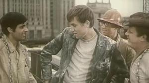 Кадры из фильма Молодые / Mlad i zdrav kao ruza (1971)