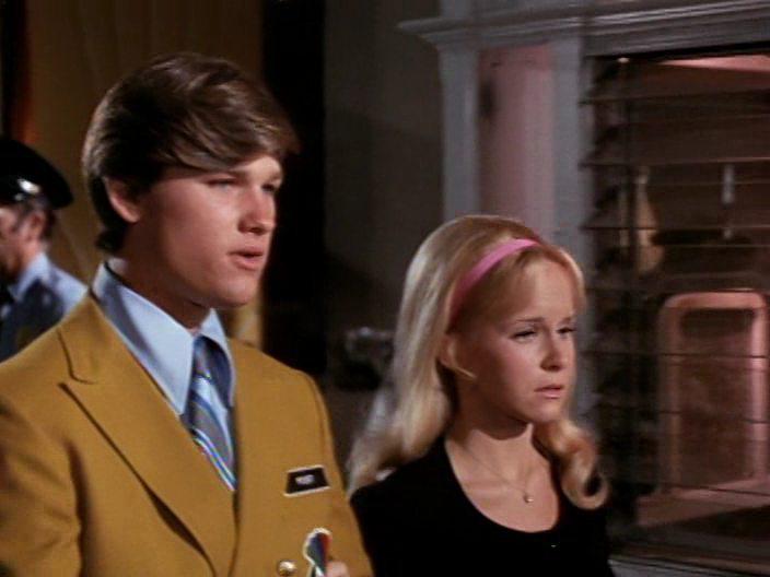 Кадр из фильма Босоногий директор / The Barefoot Executive (1971)