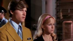 Кадры из фильма Босоногий директор / The Barefoot Executive (1971)