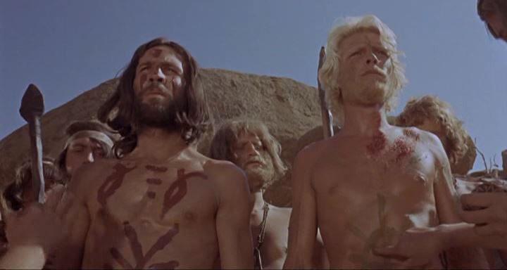 Кадр из фильма Существа, забытые миром / Creatures the World Forgot (1971)