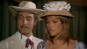 Кадры из фильма Нефтедобытчицы / Les pétroleuses (1971)