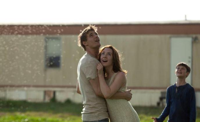 Кадр из фильма Гостья / The Host (2013)
