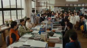 Кадры из фильма Никто не идеален / Daijôbu 3 kumi (2013)