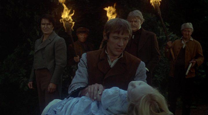 Кадр из фильма Цирк вампиров / Vampire Circus (1972)