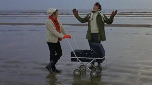 Кадры из фильма Один день из смерти Джо по прозвищу Сидень / A Day in the Death of Joe Egg (1972)