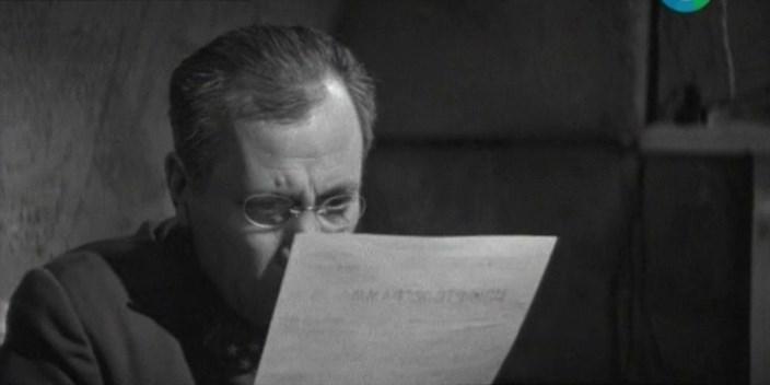 Кадр из фильма Поезд в далекий август (1972)