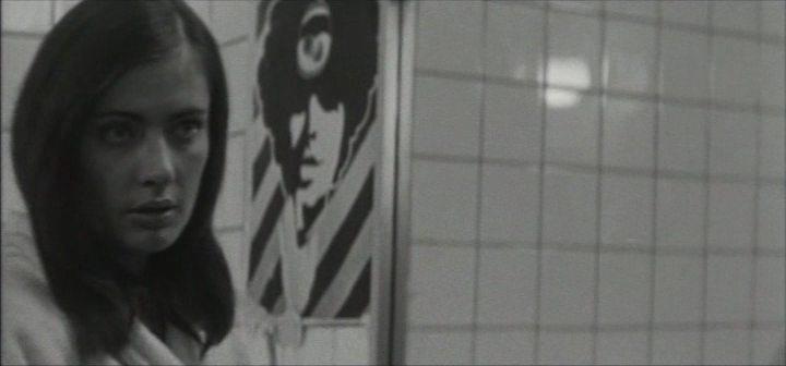 Кадр из фильма Вид на жительство (1972)
