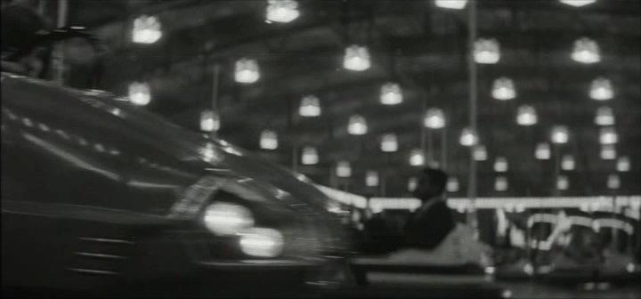 Кадр из фильма Вид на жительство (1972)