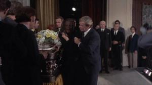 Кадры из фильма Коломбо: Из любви к искусству / Columbo: Dagger of the Mind (1972)