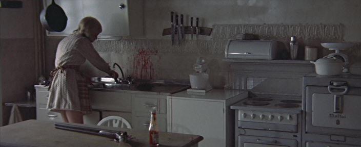 Кадр из фильма Видения / Images (1972)