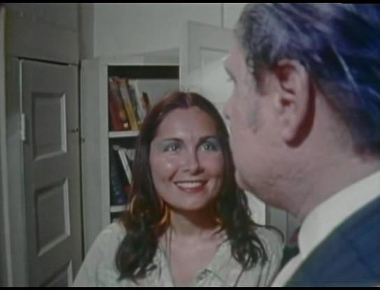 Кадр из фильма Не заглядывайте в подвал / Don't Look in the Basement (1973)