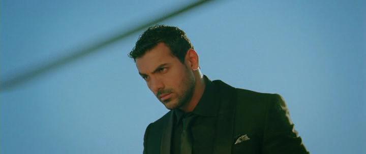 Кадр из фильма Гонка 2 / Race 2 (2013)