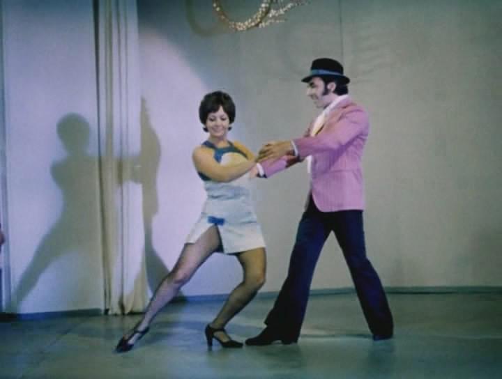 Кадр из фильма Эта веселая планета (1973)