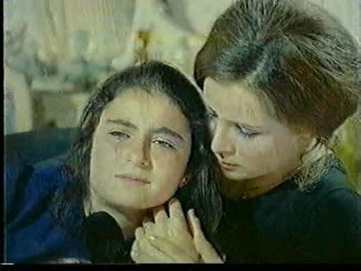 Кадр из фильма Белое платье / The White Dress (1973)