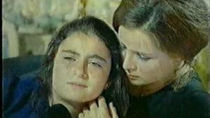 Кадры из фильма Белое платье / The White Dress (1973)