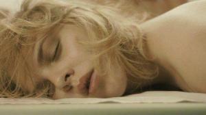 Кадры из фильма Прочный / Nieulotne (2013)