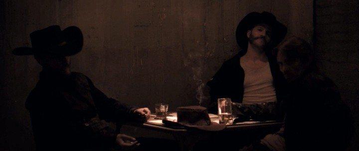 Кадр из фильма В бегах / Ain't Them Bodies Saints (2013)