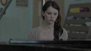 Кадры из фильма Полной грудью / Breathe In (2013)