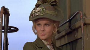 Кадры из фильма Грабители поездов / The Train Robbers (1973)