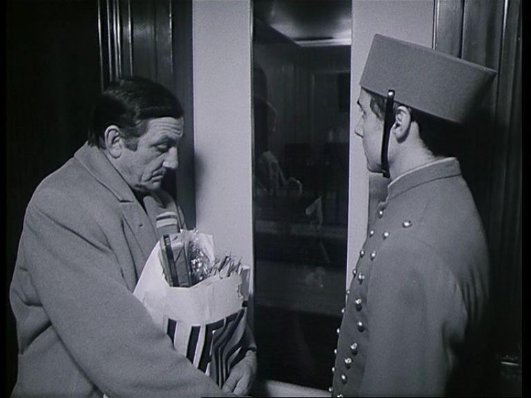 Кадр из фильма С Новым годом! / La bonne année (1973)