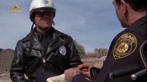 Кадры из фильма Парни в синей форме / Electra Glide in Blue (1973)