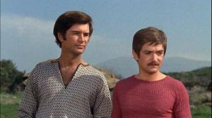 Кадры из фильма Отважные доберманы / The Daring Dobermans (1973)