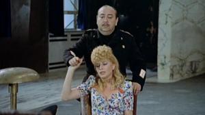 Кадры из фильма Звездная пыль / Polvere di stelle (1973)