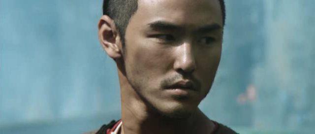 Кадр из фильма Гильотина / Xue di zi (2012)