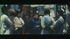 Кадры из фильма Мама Кунг-фу / Shan dong lao niang (1973)