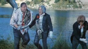 Кадры из фильма Автомобиль, скрипка и собака Клякса (1974)