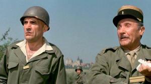 Кадры из фильма Новобранцы идут на войну / Les bidasses s'en vont en guerre (1974)