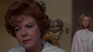 Кадры из фильма Коломбо: Лебединая песня / Columbo: Swan Song (1974)