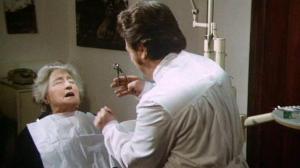 Кадры из фильма Когда крепкие груди выпрыгивают наружу / Wenn die prallen Möpse hüpfen (1974)