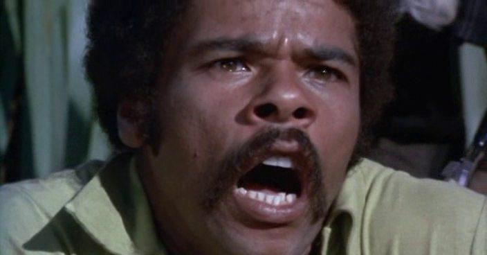 Кадр из фильма Грузовик Тёрнер / Truck Turner (1974)