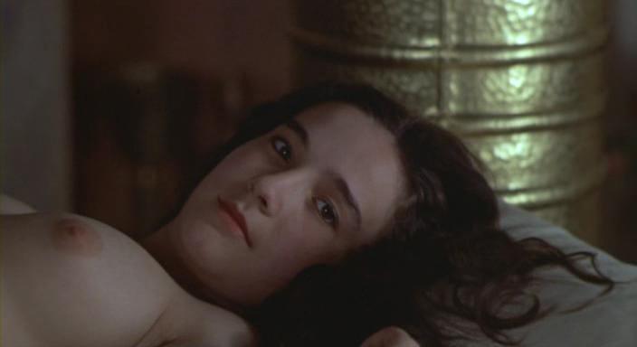 Кадр из фильма Цветок тысяча и одной ночи / Il fiore delle mille e una notte (1974)