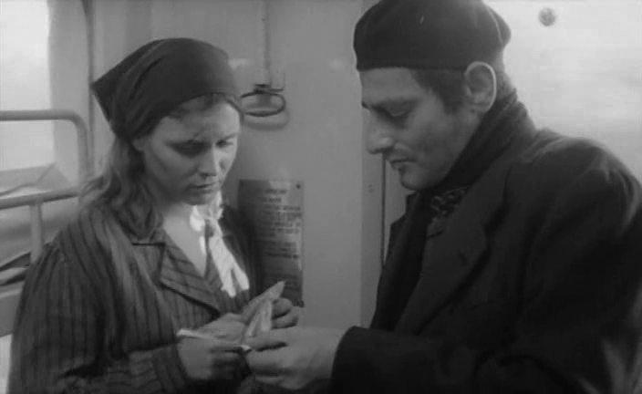 Кадр из фильма Вся жизнь / Toute une vie (1974)