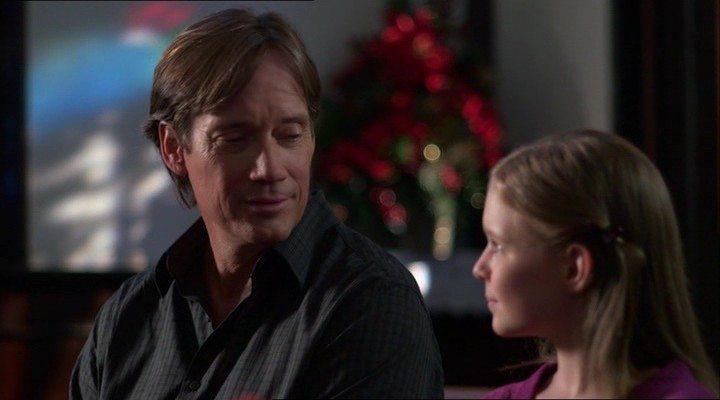 Кадр из фильма Ангел по соседству / Christmas Angel (2012)