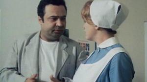 Кадры из фильма Как утопить доктора Мрачека / Jak utopit dr. Mrácka aneb Konec vodníku v Cechách (1974)