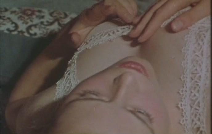 Кадр из фильма Аморальные истории / Contes immoraux (1974)