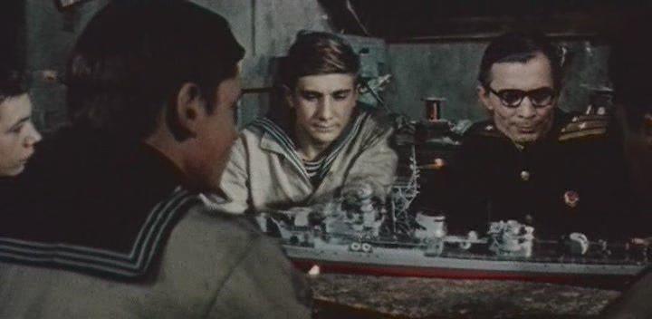 Кадр из фильма Юнга Северного флота (1974)